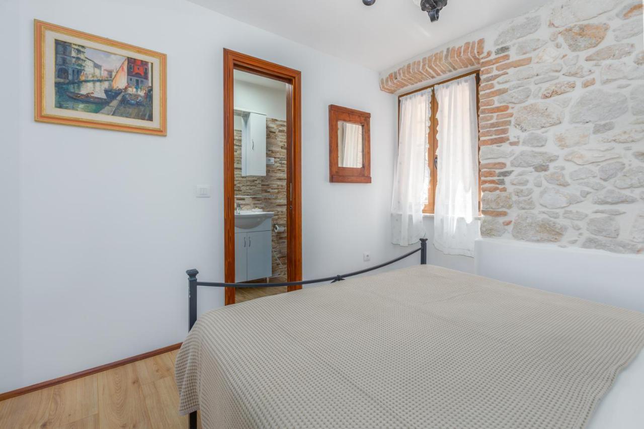 Apartment Lanterna Veneziana Rovinj Luaran gambar